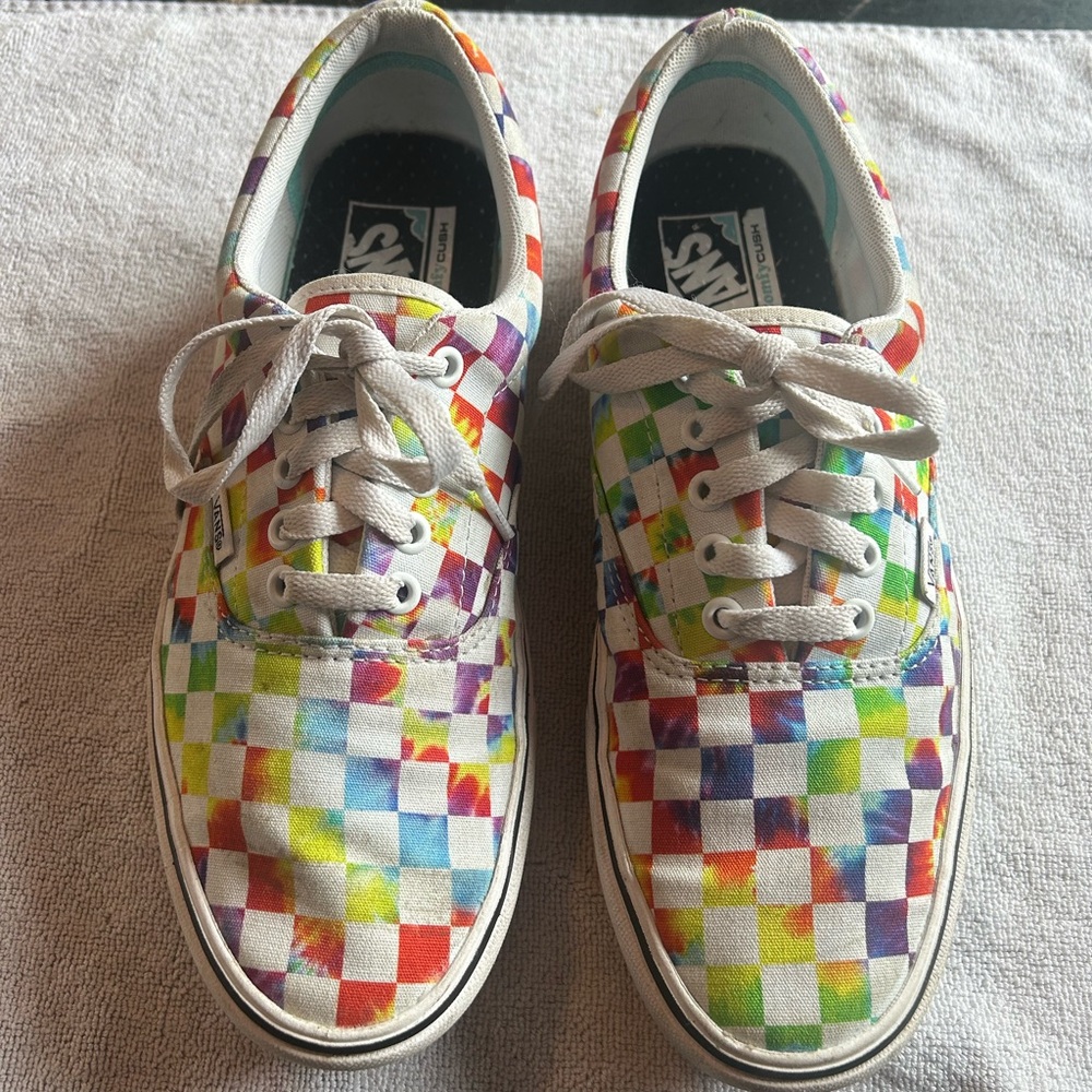 Vans comfort cushion rainbow checkers